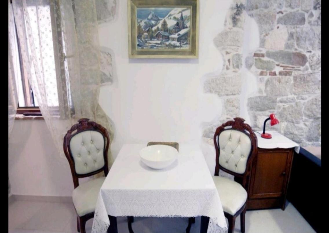 Apartment Martin - 10 Mt To The Beach Rovinj Exterior foto