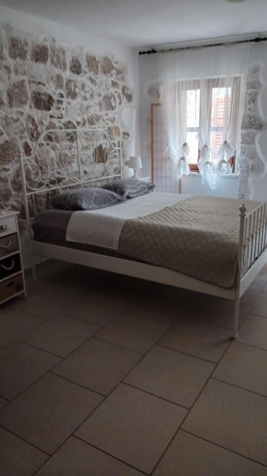 Apartment Martin - 10 Mt To The Beach Rovinj Exterior foto